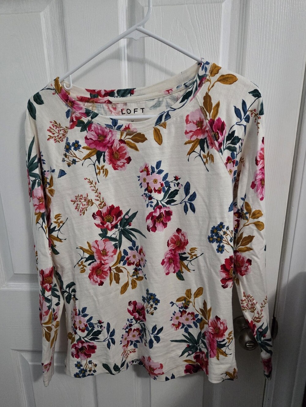 Lot Of 3 Women's Tops/Shirts/Blouses- Medium- The Loft, WHBM, & JM Collection